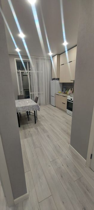 Сдаётся комната на длительный срок