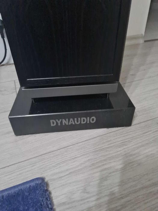 Dynaudio contour 3.3
