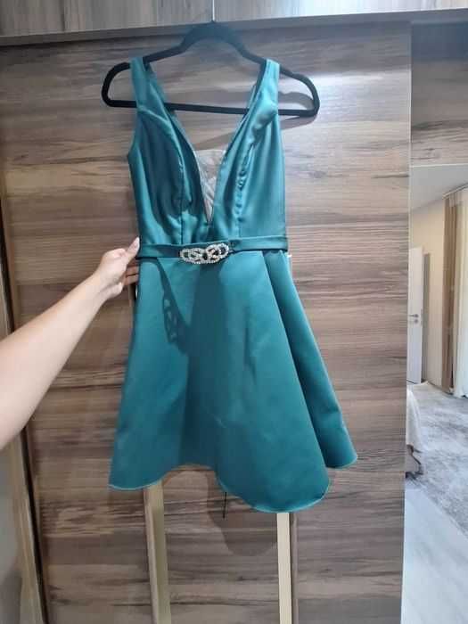 Официална къса рокля