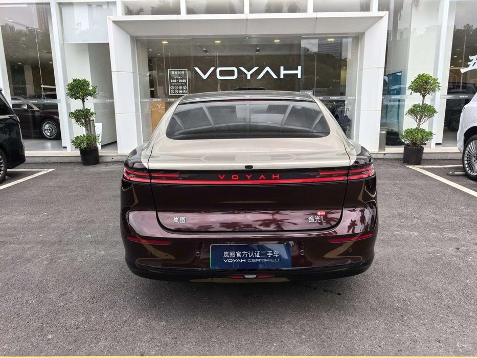 VOYAH Passion L ультра гибрид