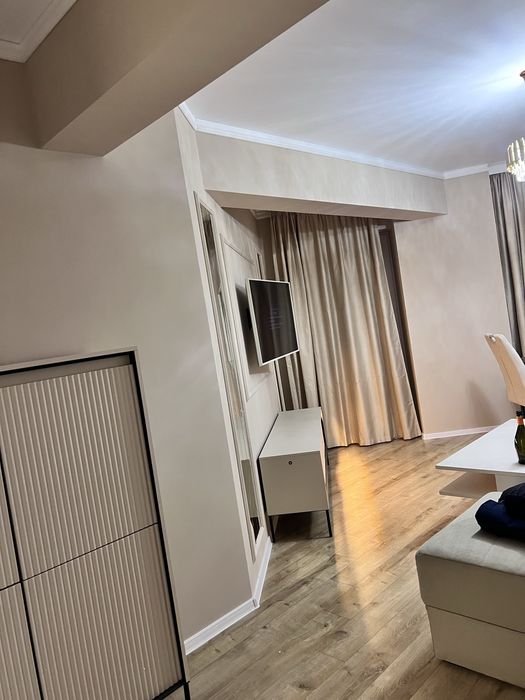 Inchiriez Apartament 3 camere