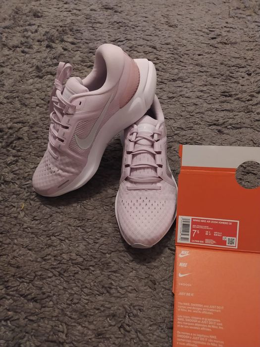 WMNS Nike Air Zoom
