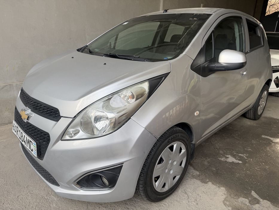 2014 Avtomat spark sotiladi. Xolati ideal