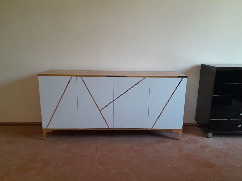 Комод и тв тумба от производителя.