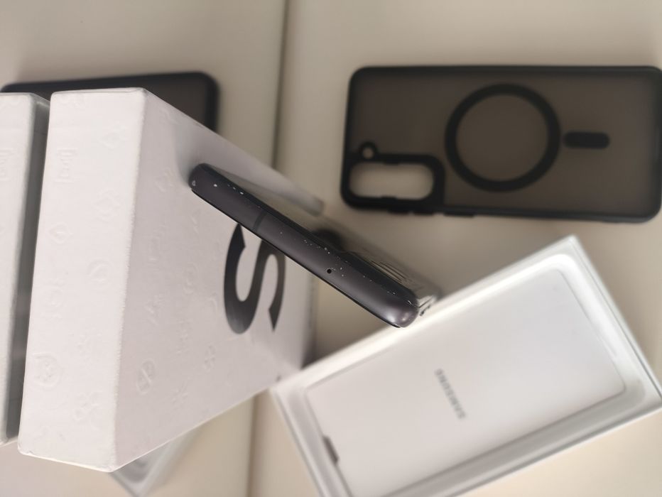 Продам Samsung Galaxy S21 FE 5G