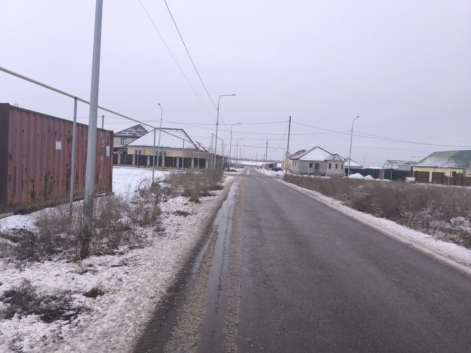 Продам участок 8 сотк с фундаментом