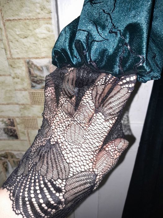 Продам платье женское.