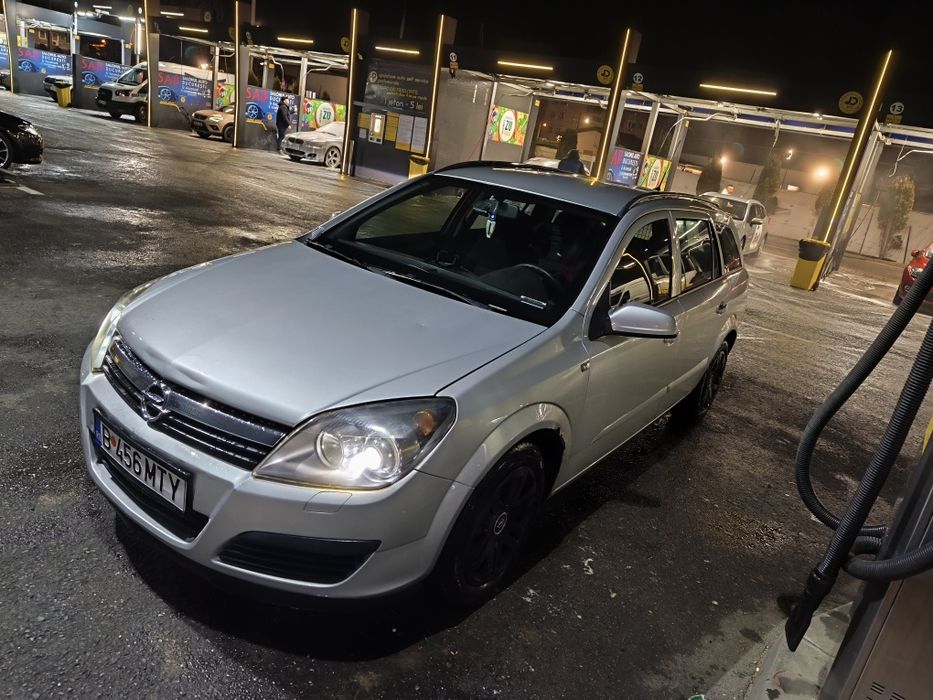 Vând Opel Astra H 1.9