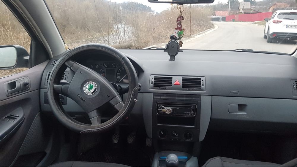 Proprietar,skoda fabia,an 2003,taxe la zi