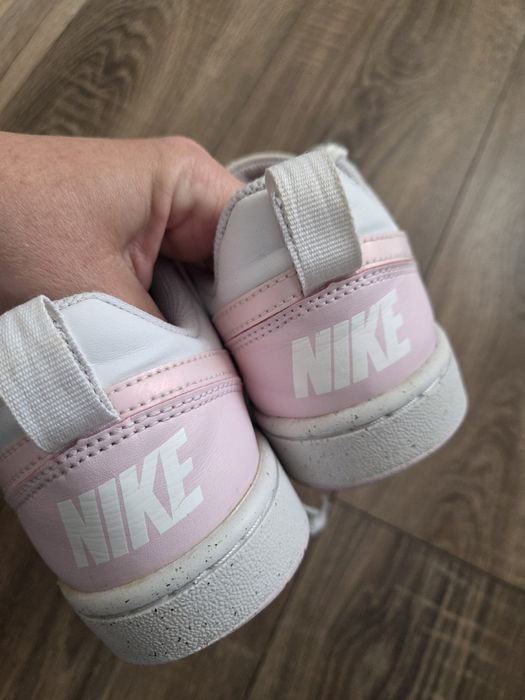 Adidași fete Nike 35.5