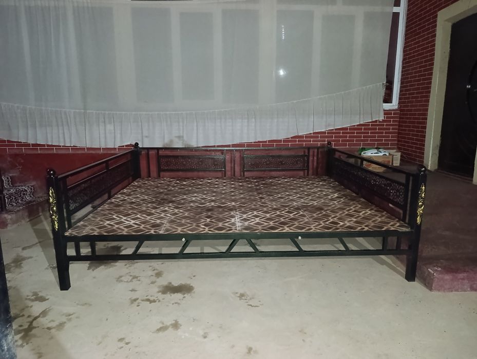 Ассалому Алейкум сўри тапчан хайтек поллари билан