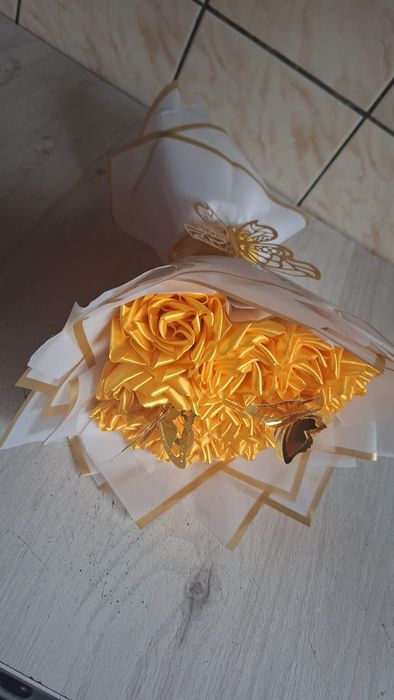 Buchet trandafiri din denim