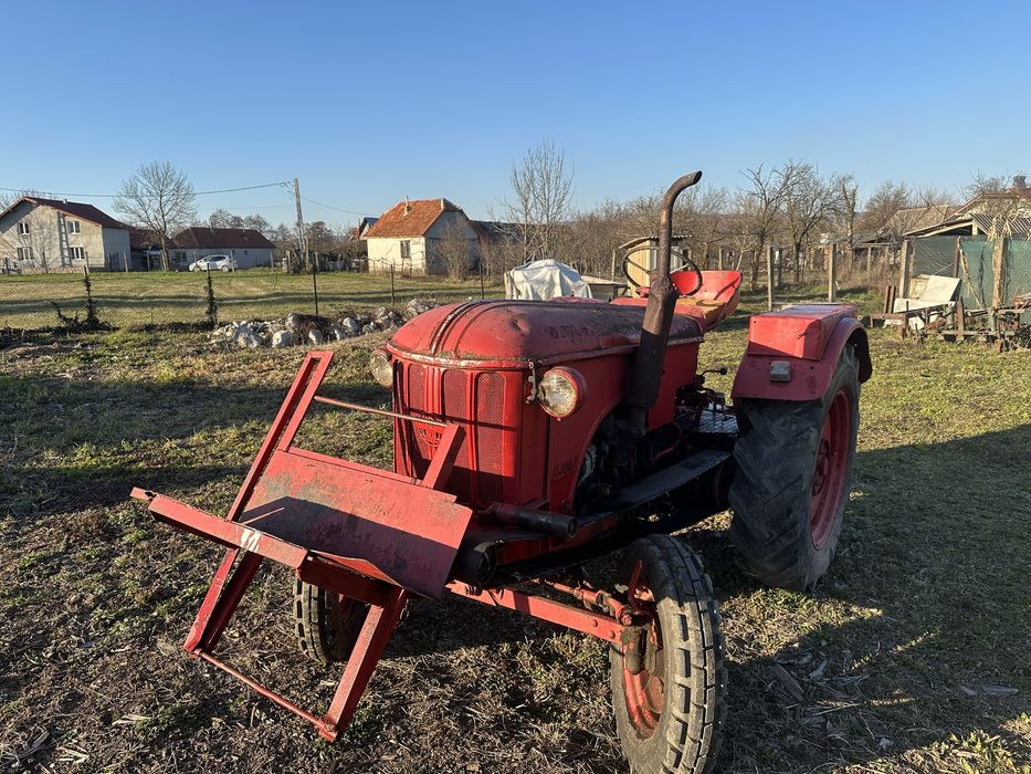 Hanomag R324 cu motor U445