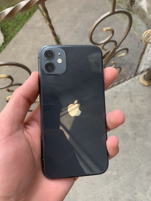 iPhone 11 64Gb 77% Srocno
