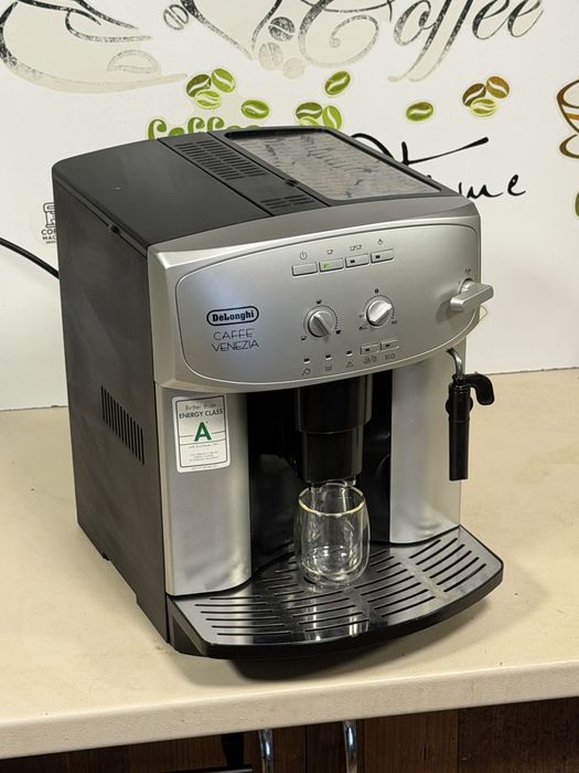 Кафемашина кафе автомат delonghi CAFFE VENEZİA с гаранция
