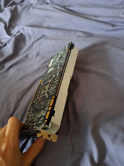 Продам gtx1070 8gb