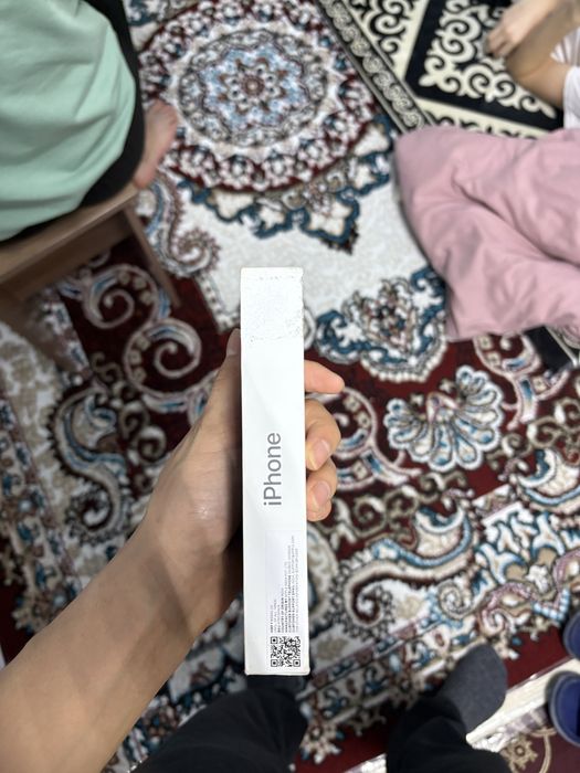 Каробка айфон 16 чёрный