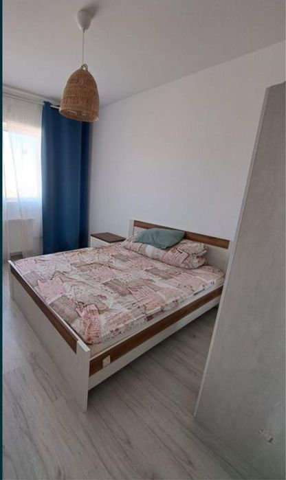 Inchiriez Apartament 3 camere Metalurgiei