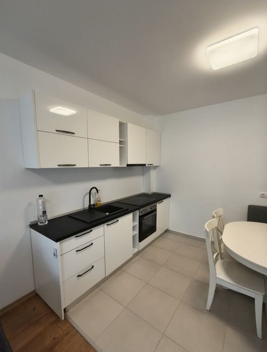 Apartament 2 camere, terasa mare, mobilat, utilat