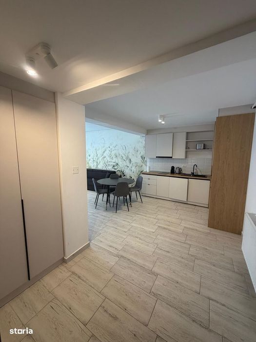 Garsonieră modernă de închiriat, 1 etaj, balcon
