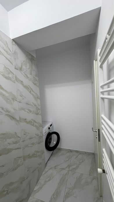 Inchiriez apartament cu 3 camere in cartierul Visoianu!