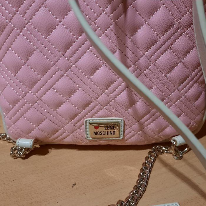 Оригинална дамска раница на Love Moschino