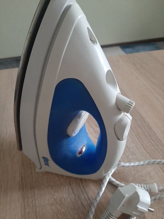 Утюг электрический