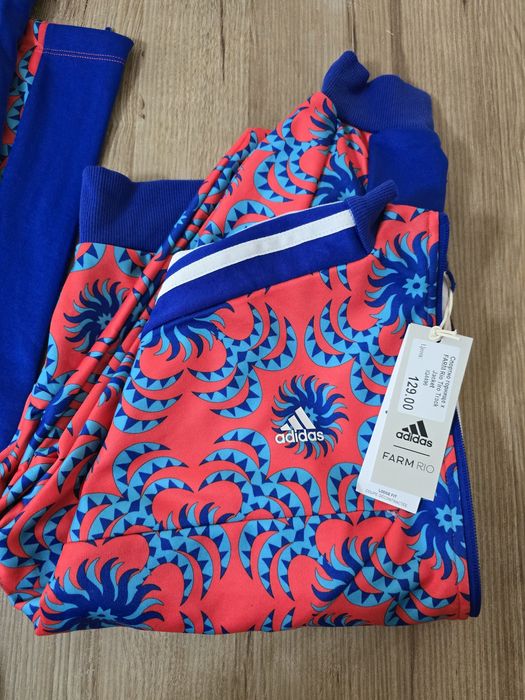 Нов дамски екип Adidas