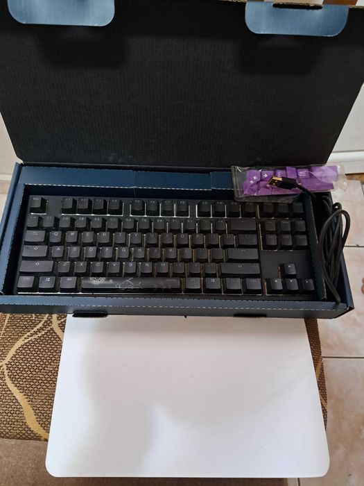 Клавиатура: Ducky one 2 TKL