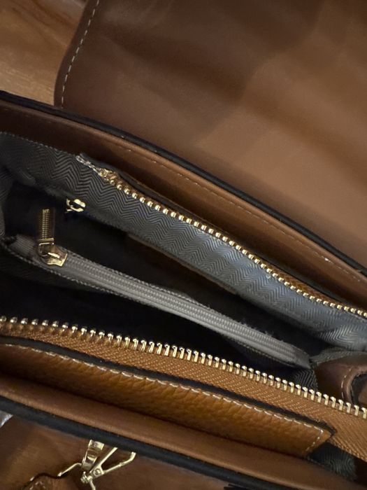 Кожаная рыжая сумка