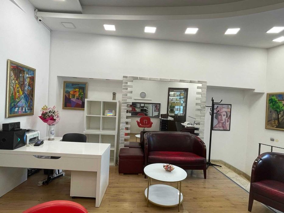 Дава се под наем  в Варна, Център -  кв.м за 189.21 € - Снимка #7