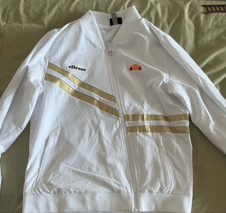 Продам кофту Ellesse