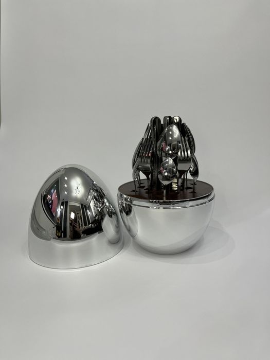 Столовые приборы