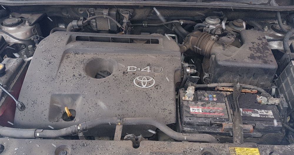 Тойота Рав4 на части