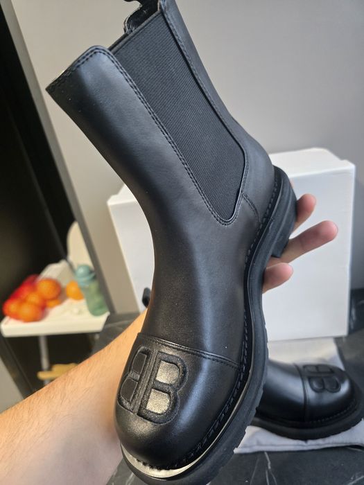 Ghete Balenciaga din piele naturala 37 38 si 39 Noi