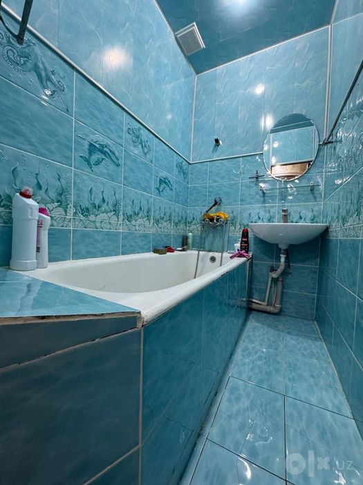 Продаётся трёхкомнатная на м-в Карасу 3