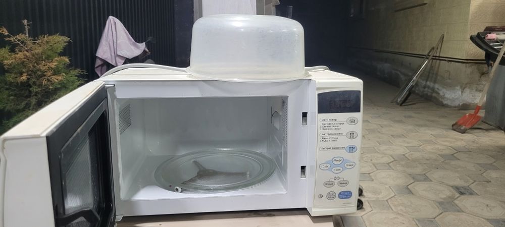 Срочно продам на запчасти.