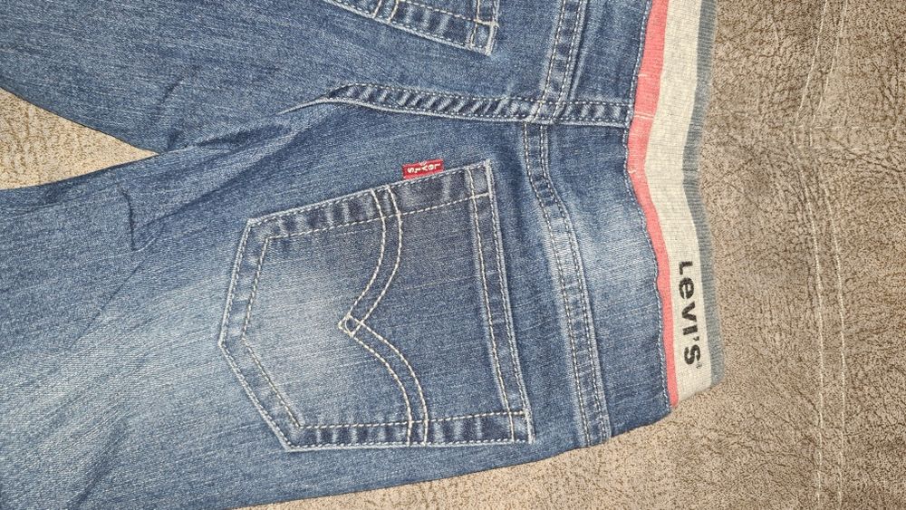 Детски дънки levis- 3 годинки.