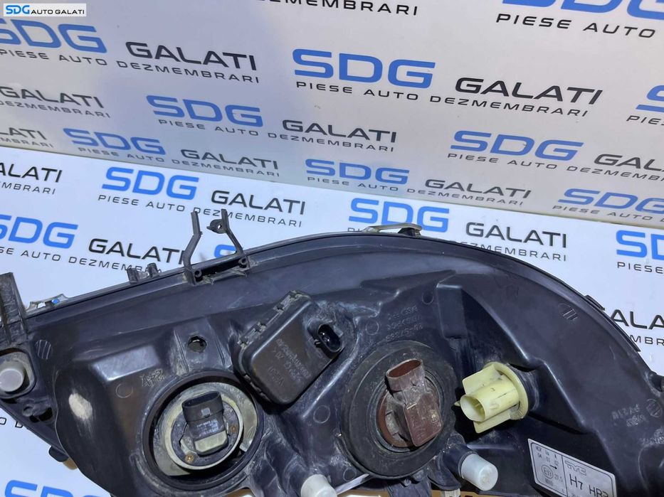 Far Stanga Halogen cu Clema Rupta Opel Zafira A 1999 - 2005