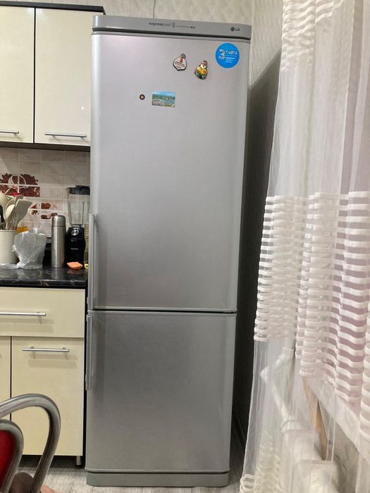 Холодильник камера морозильник