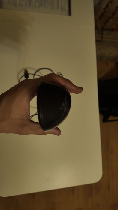 Игровая мышка Deathadder essential