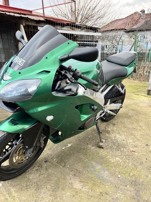 Kawasaki ninja zx6r