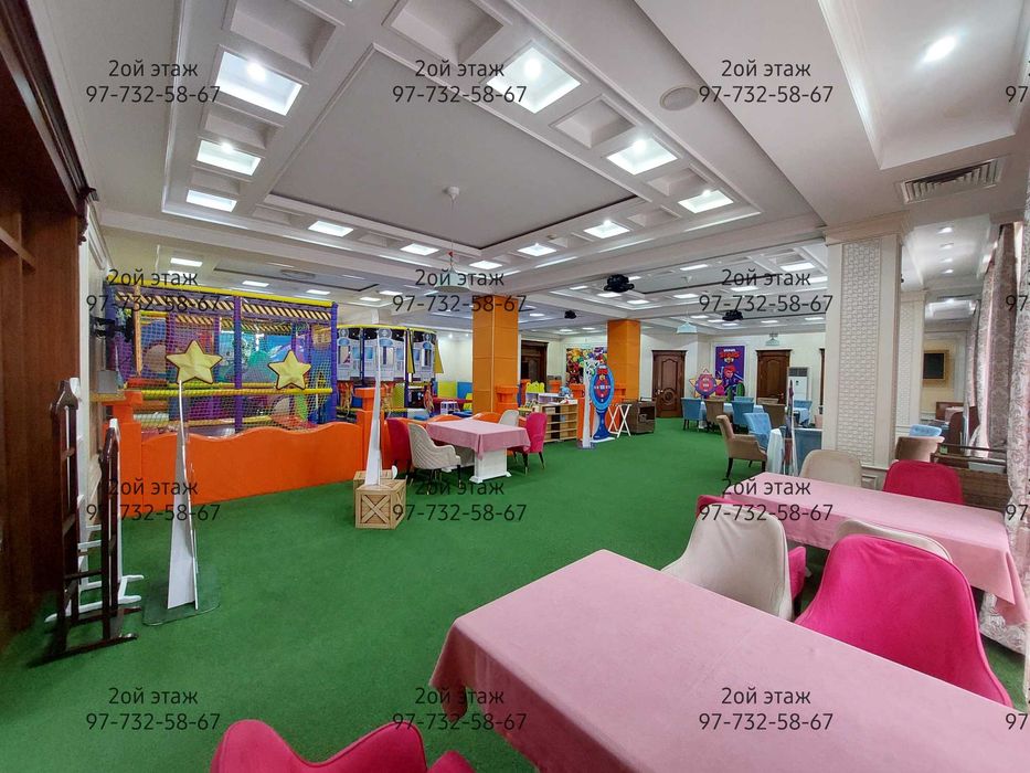 Продаётся нежилое здание вдоль дороги центр, своя парковка на 35 машин