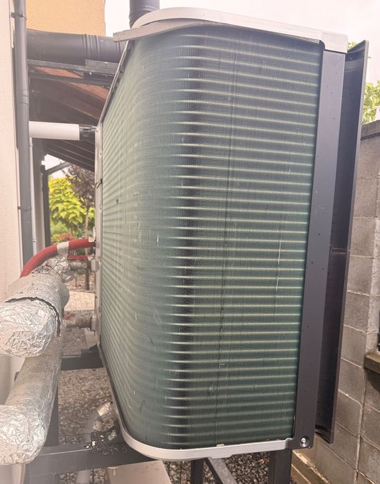 Pompă de căldură premium Daikin Altherma 3 H HT 14kW / 500L/ Trifazata – Montată, Functionala