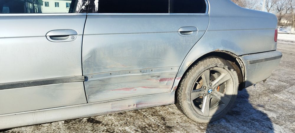 Продам БМВ е39  каждый день езду