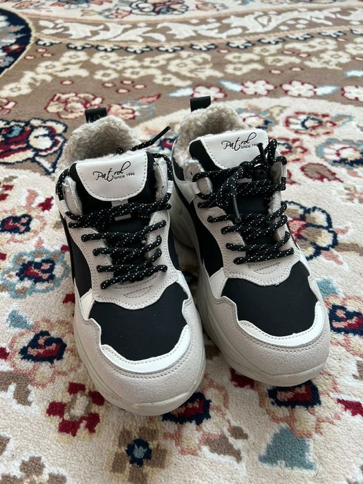 Кроссовки зимнее