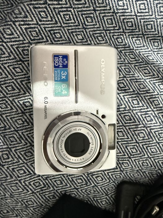 Olympus FE-190 срочная продажа