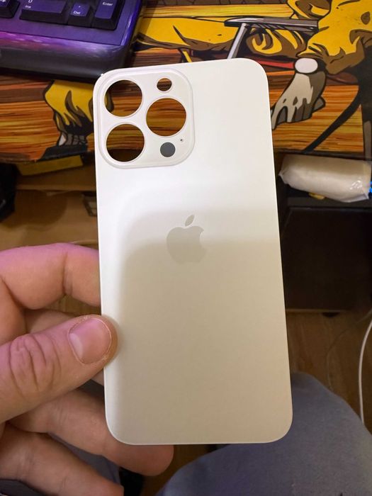 iphone 16 черно задно стъкло и 13pro