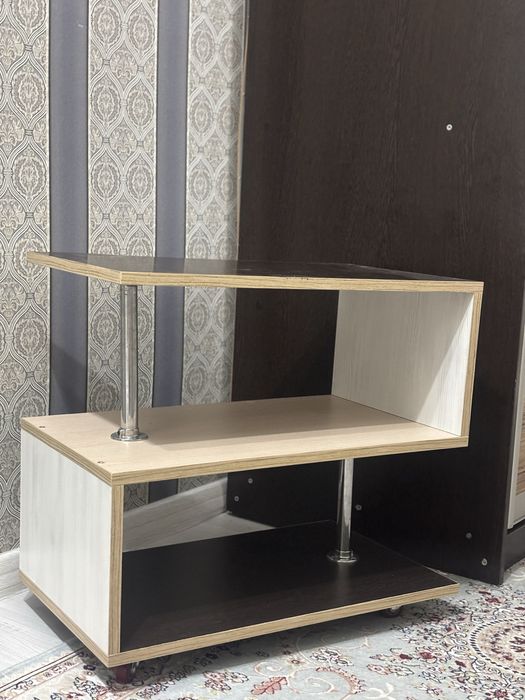 Срочно Продается шкаф купе с зерколом