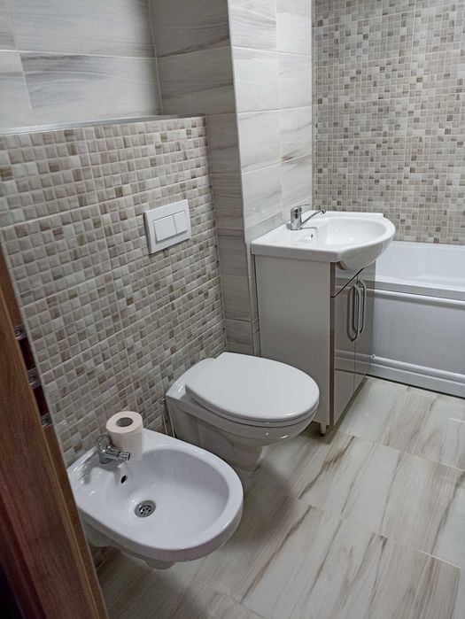 Inchiriez apartament 3 camere, zona soarelui - Vedere 4